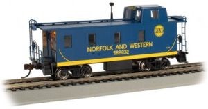 HO Off-Set Cupola Caboose NW #562832 