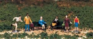 HO People At Leisure 