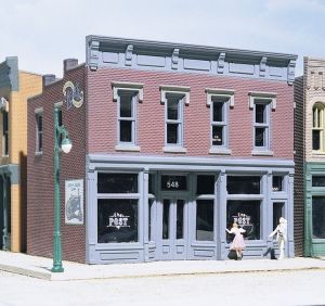 HO DPM Robert's Dry Goods 