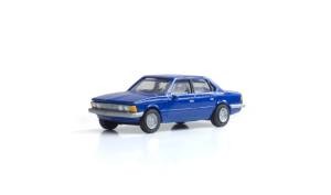 HO Blue Sedan 