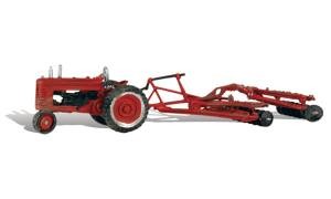 HO AutoScenes/Disc & Tractor 