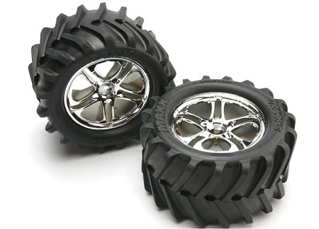 3.8" Maxx® Chevron Tires on SS (Split Spoke) Chrome Wheels